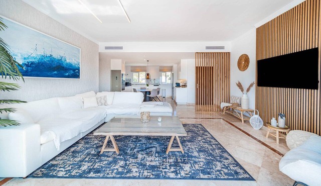 Paraiso Pueblo 2 | Marbella Terrace Pools Gym