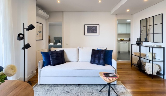 Penthouse + Work Area Retiro, Madrid