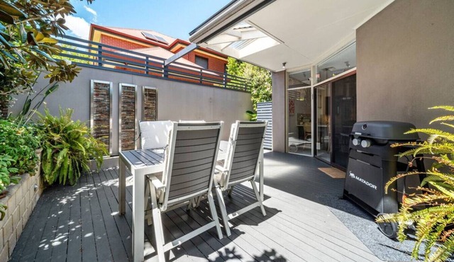 Petal and Bloom—Tranquil Haven in Adelaide CBD