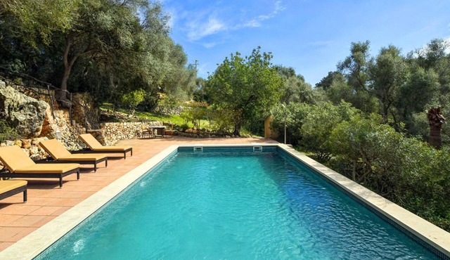 Preciosa Casa de Campo Para 8 Personas con Piscina y Aire Acondicionado