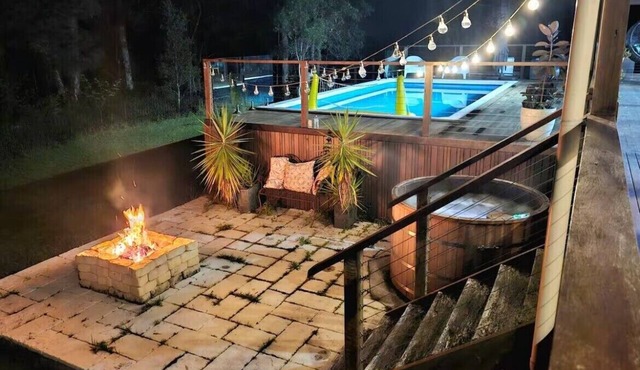 private country treat with pool and hot tub