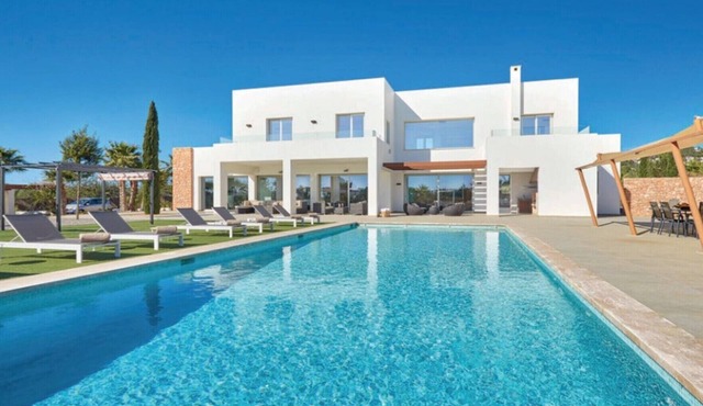 Rent Your Own Luxury Villa with 8 Bedrooms, Ibiza Villa 1038