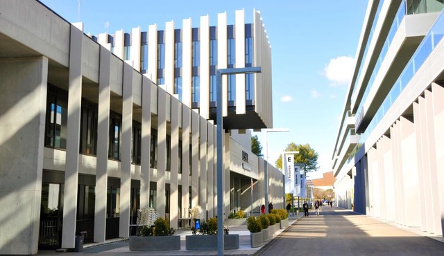 Residencia Universitaria Resa Roberto de Nobili