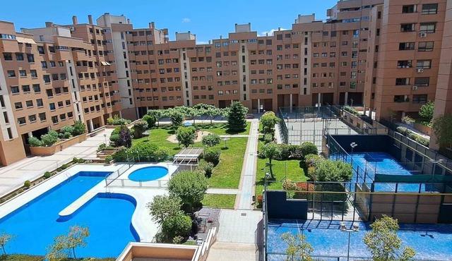 RESIDENCIAL in Madrid. Short-term rental/Non-tourist