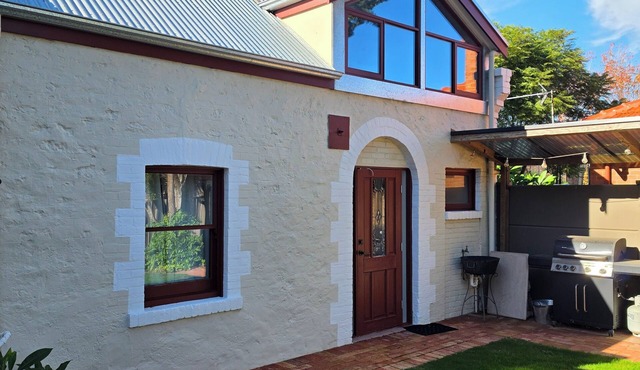 Restored 1860 Cottage 500 meters from the beach with transport at doorstep