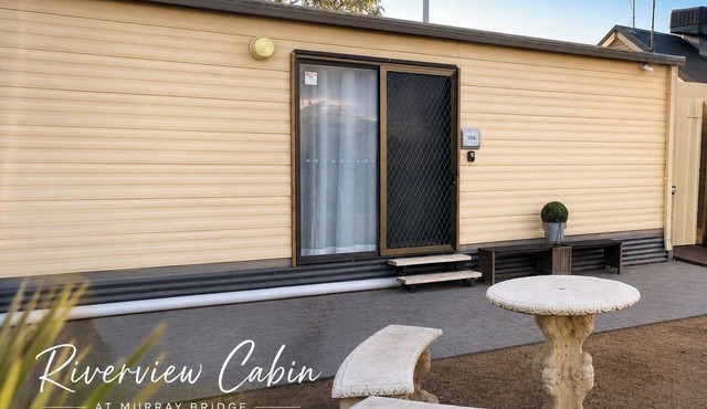Riverview cabin Murray Bridge situated on Riverfront road Murray Bridge. in Murray Bridge