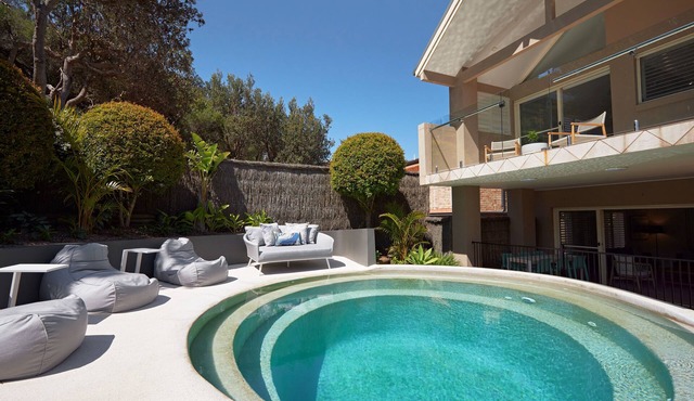 Santai - Ocean Views, newly renovated, 12 guests