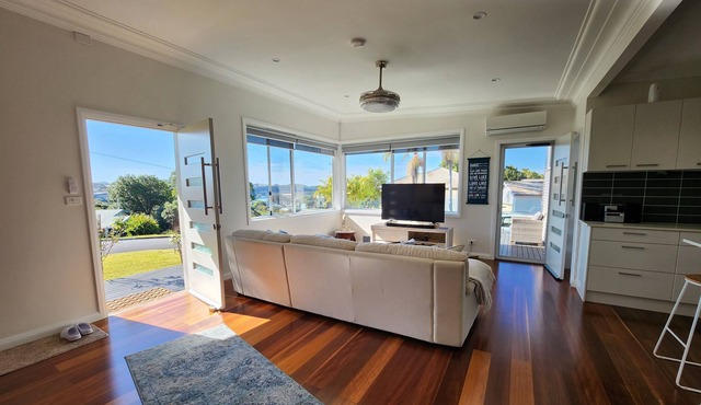 Seaview - Coastal Family Holiday