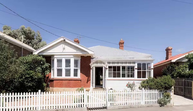 'Sobrina' - A home away from home in Sandy Bay