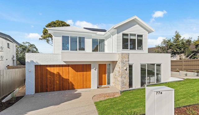 Southside Sanctuary Architectural Retreat by Beach