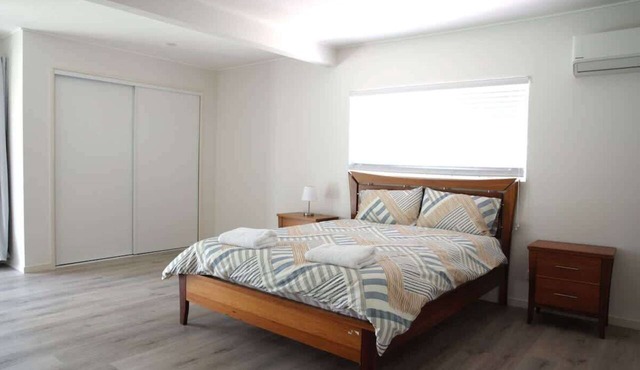 spacious 4 bedroom house in Algester