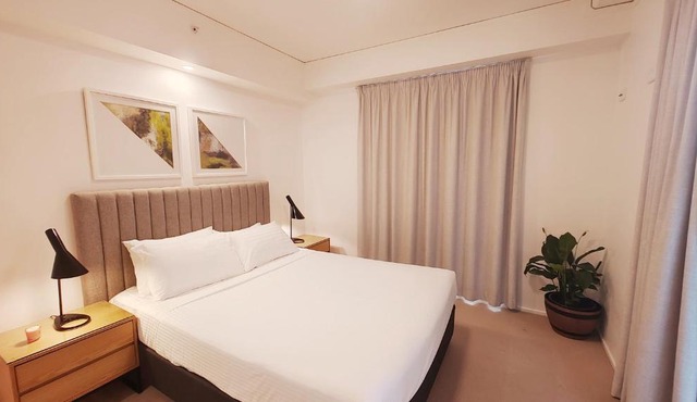 Spacious City Room
