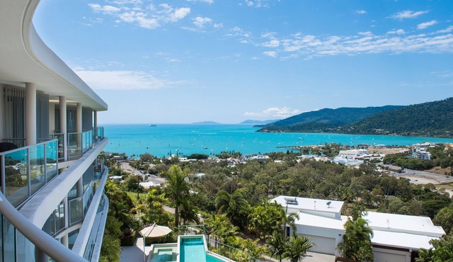 Stunning One Bedroom Apartment With Ocean Views