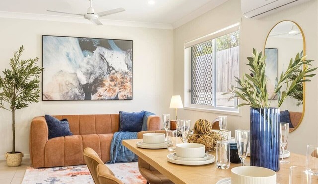 Stylish 4BR Family Retreat | Peaceful & Convenient