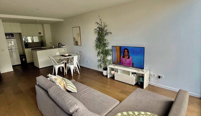 Stylish Apartment in Canberra CBD