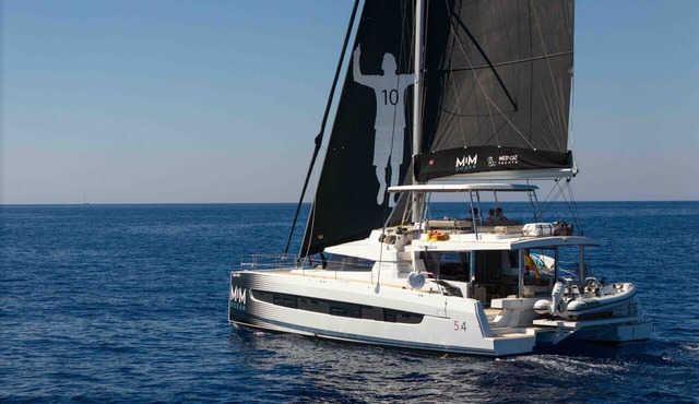 Sun-Kissed Sailing Adventure in the Majestic Islas Baleares