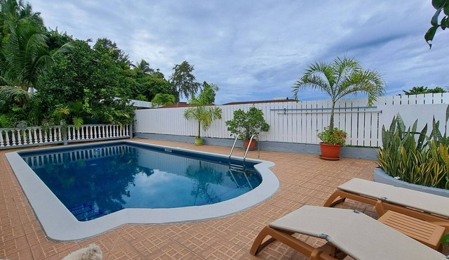 TAHITI - VILLA TEAKAVEHERE POOL