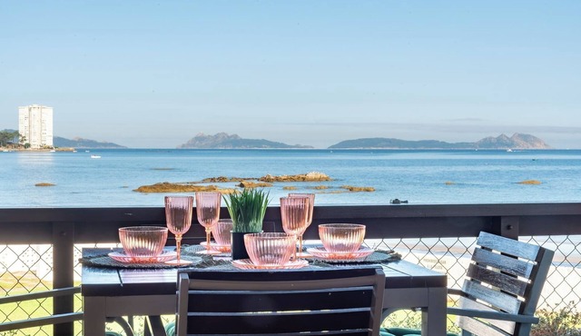 The balcony of cies