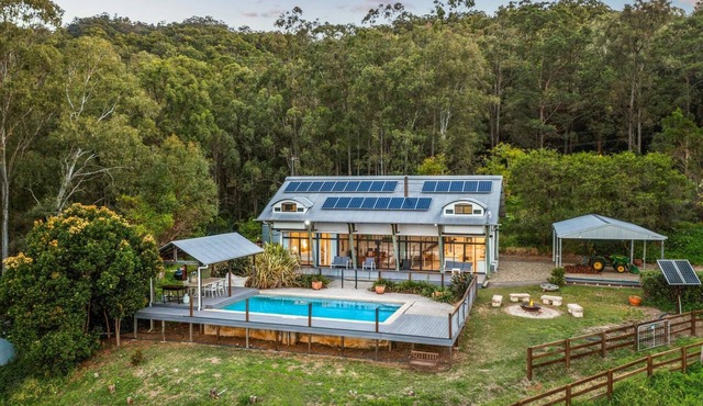 The Farm on Razorback Ridge - Exquisite Getaway in Idyllic Location