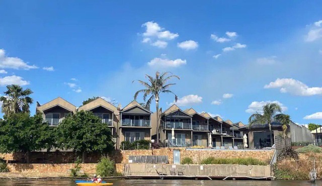 The Jetty Luxury, Unit 16
