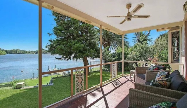 The Lake House Yarrawonga