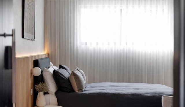 The Lodge - Room 1 - Luxury Central private Rooms, Free wifi