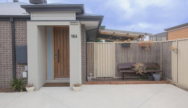 The Modern on Longley - 4 Bedroom Townhouse