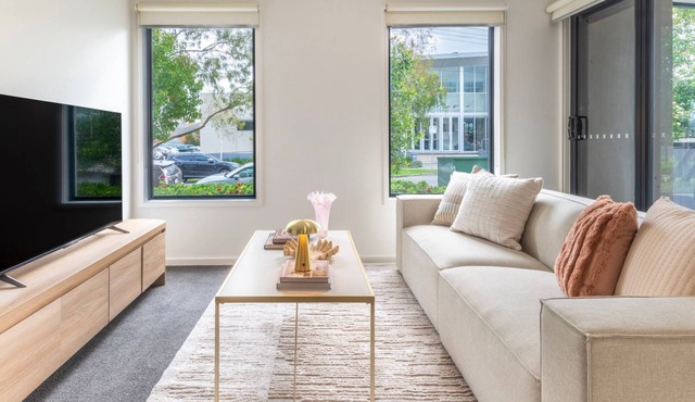 The Scholar's Stay Near Monash & Clayton Station