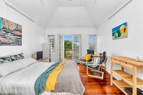 Time and Tide Beach Cottage on the Esplanade