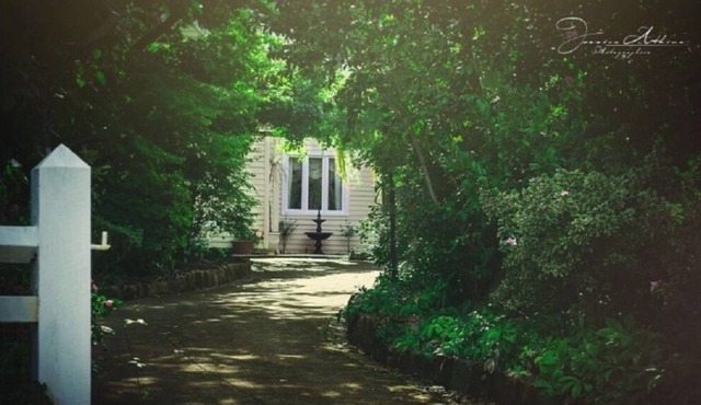 Toolebewong Farm Cottage