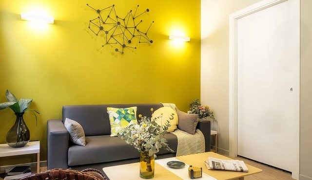 TOP CLASS 2 BDR NEW | Terrace | Metro | Wifi | Elevator | Bike room | Sleeps 4