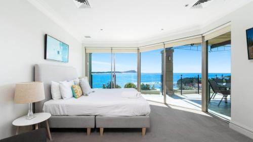 Unit 12 - 3 Bedroom Premier Ocean View in Terrigal