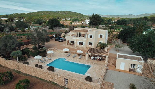 Villa "Amigo Near Las Dalias - Nice"