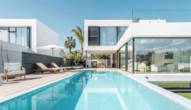 Villa Campanario | Front Golf Pool Jacuzzi