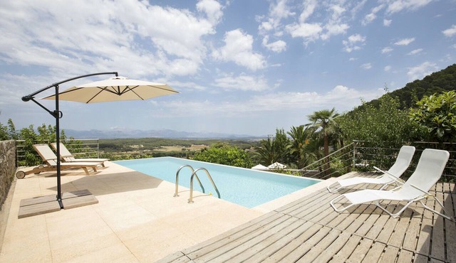 Villa in Randa with pool