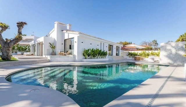 Villa Peman Marbella Luxory Contemporany 5 Double Rooms Villa Close to the Beach