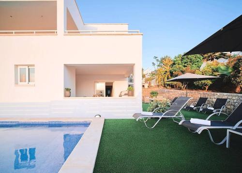 Villa Romeo cerca de la Playa de Talamanca e Ibiza