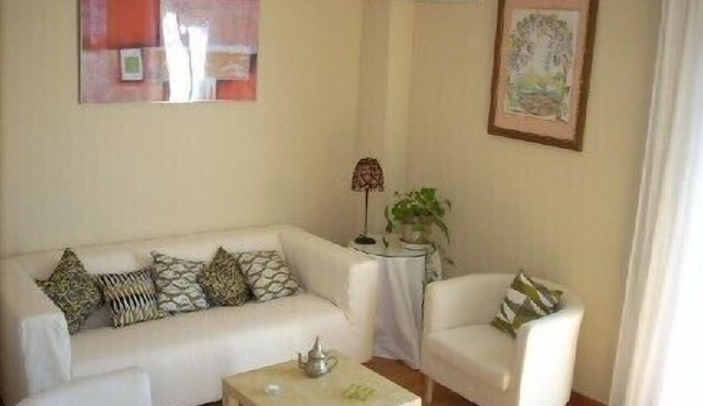 VTV San Francisco - Cordoba Center. Private parking available