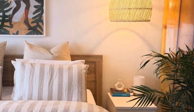 Waterfront Villa- Pet Friendly