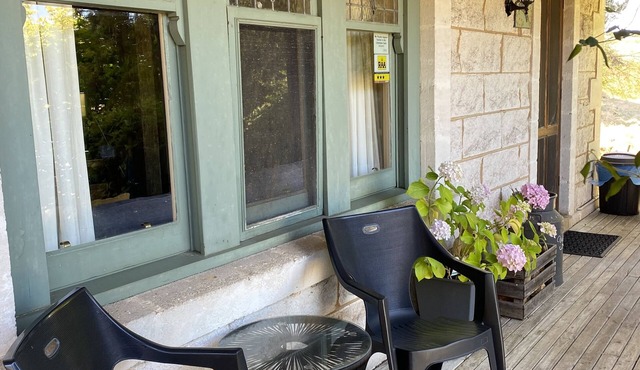 Whispering Pines- The Cottage BnB