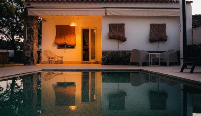 Wishome- Finca Venta Viñas con piscina privada, en la falda de Gredos