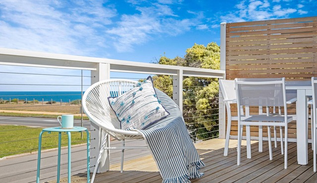 Xanadu ~ Aldinga Beach - Brand New Large Family Entertainer with Sea Views