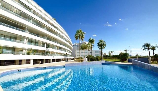 Yacht Club Living, Marina Botafoch