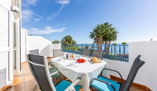 Zahories Córner Mojácar Sea View Apartment with Shared Pool, Terrace & Wi-Fi