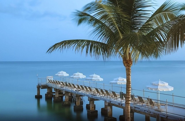 2 x Partial Ocean View Balcony 2 Queen Beds Rooms at Southernmost Beach Resort