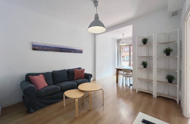 64 m² Apartment ∙ 4 bedrooms ∙ 5 guests