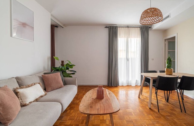 70 m² Apartment ∙ 3 bedrooms ∙ 6 guests