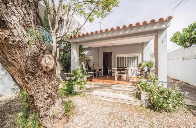 Awesome home in Benicassim with 3 Bedrooms