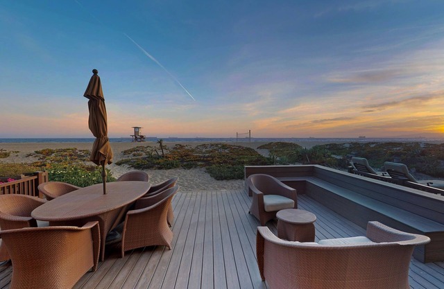 Beachfront 3 Bedroom Southern California Sleeps 6