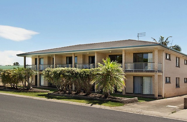 Pacific Palms Evans Holiday Accommodation 